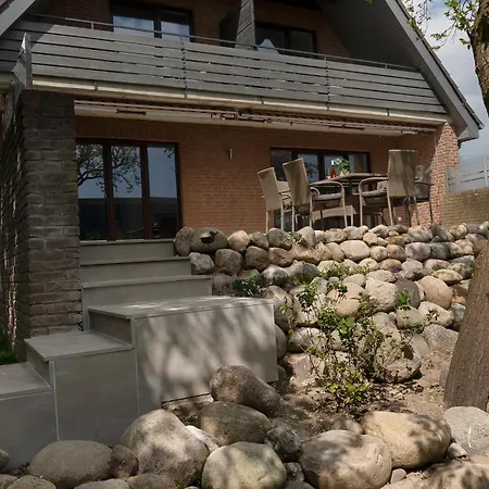 Neustaedter Strasse 79a Duenenvogel