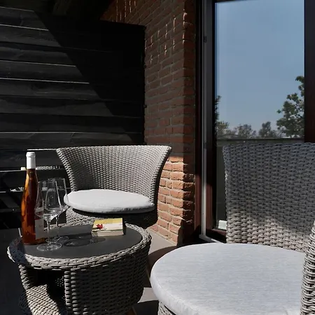 Neustaedter Strasse 79a Duenenvogel *