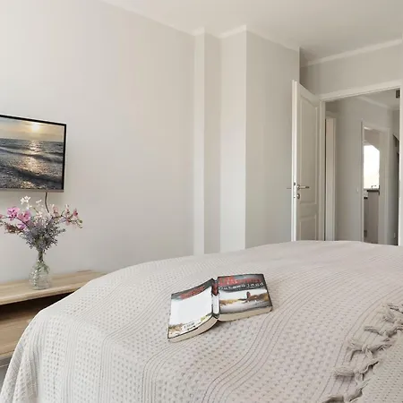 Neustaedter Strasse 79a Duenenvogel *