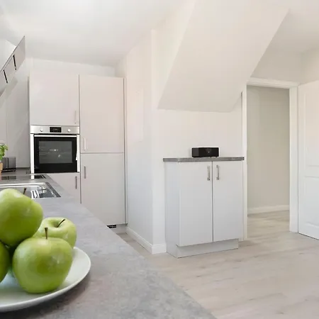 Neustaedter Strasse 79a Duenenvogel 格洛米茨