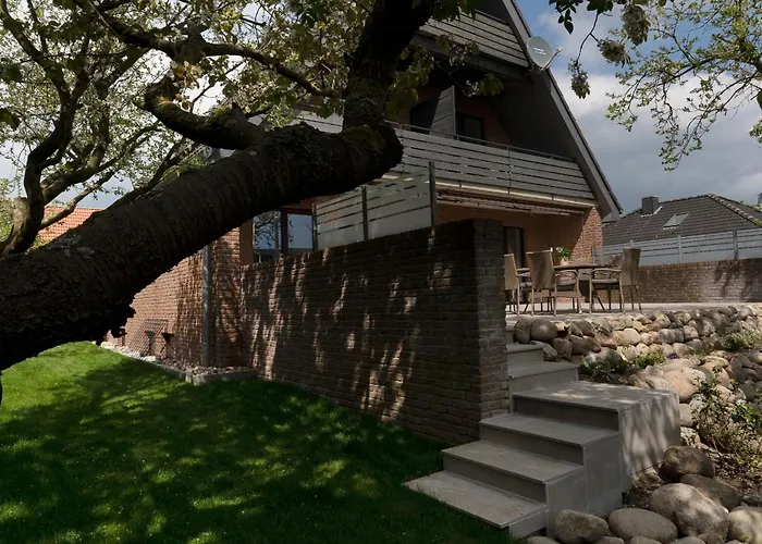 Neustaedter Strasse 79a Duenenvogel Grömitz