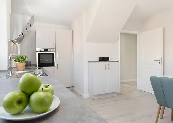 Neustaedter Strasse 79a Duenenvogel Grömitz